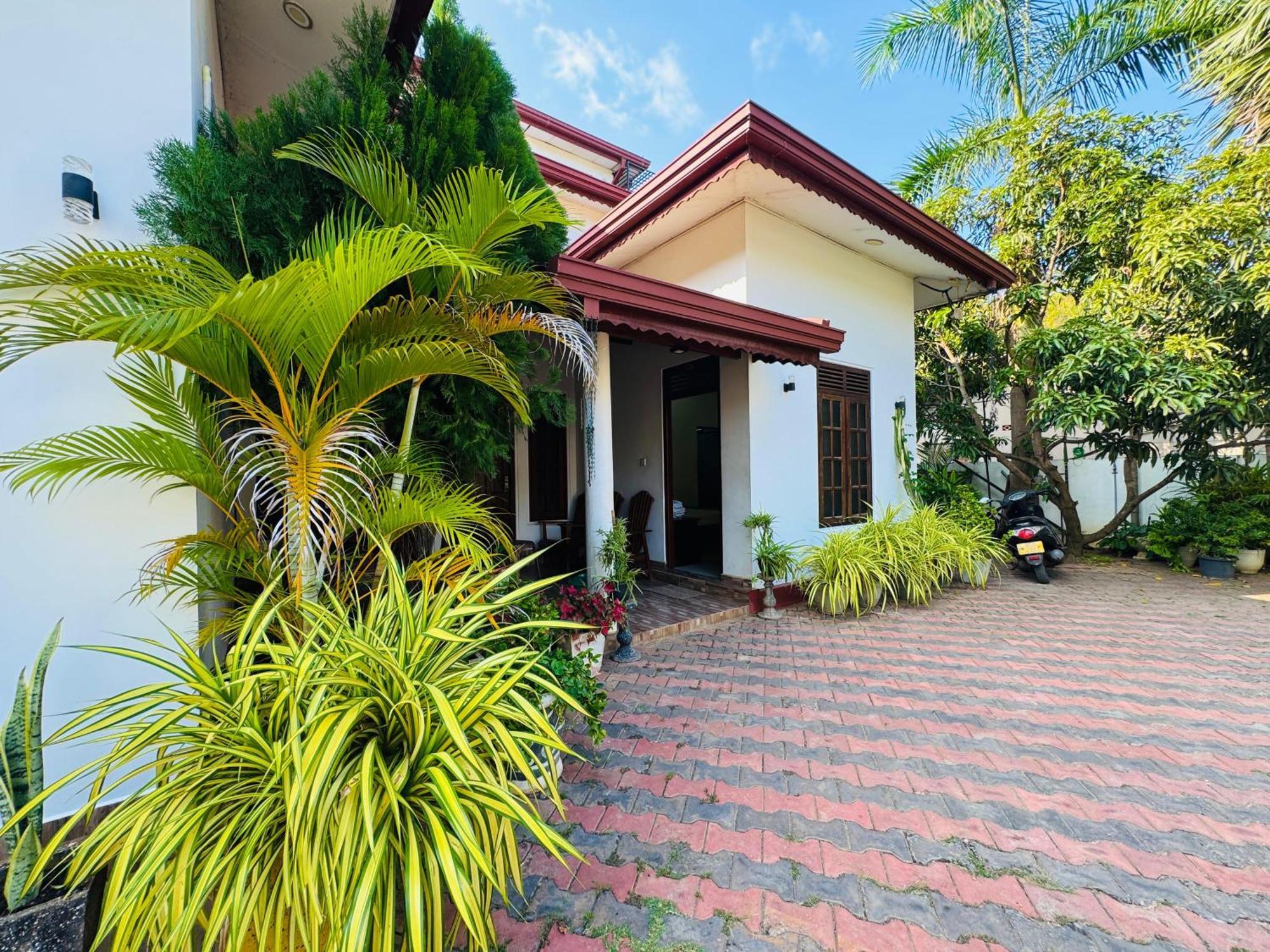 Aa Inn Trincomalee Bilik gambar