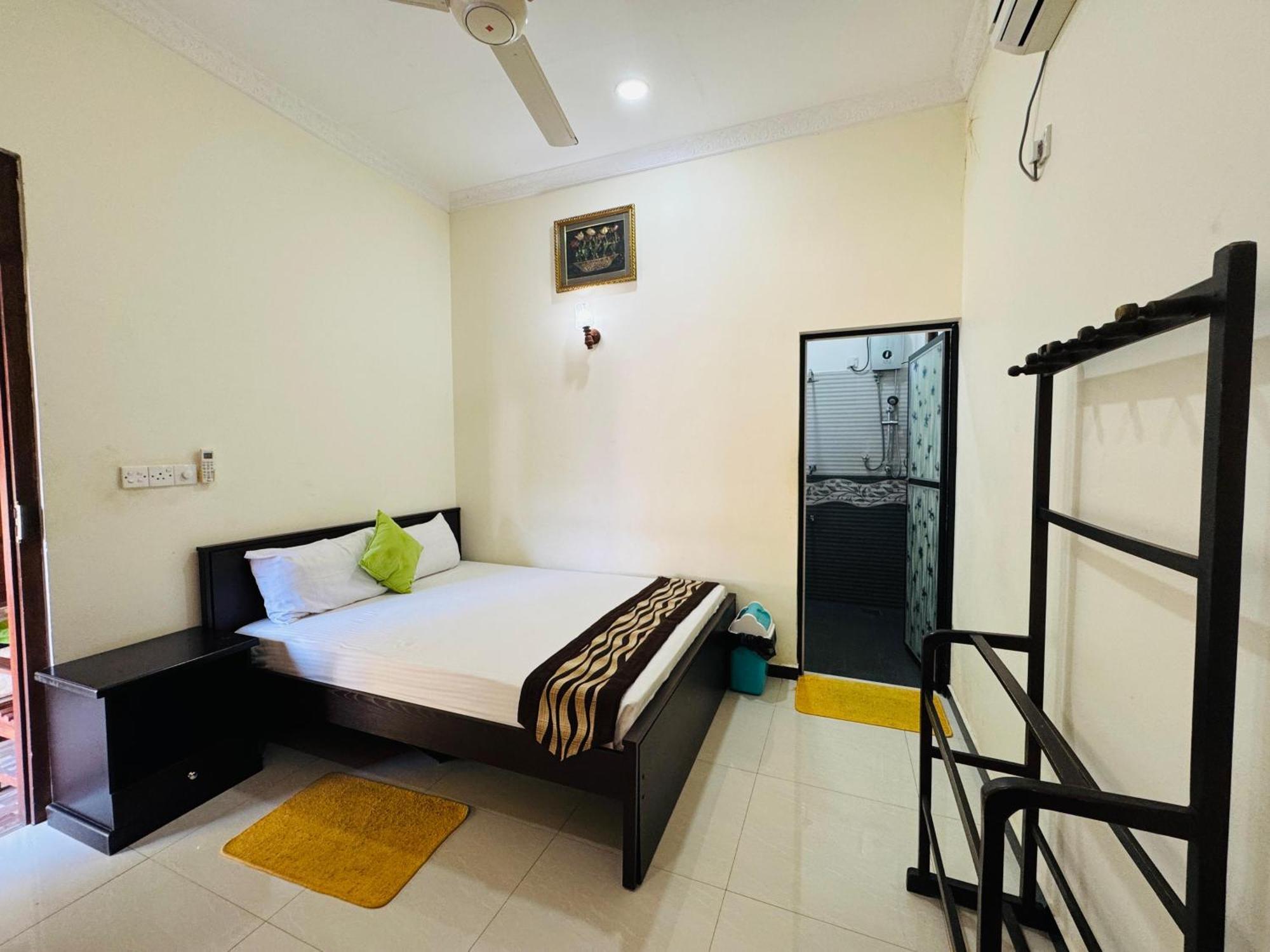 Aa Inn Trincomalee Bilik gambar