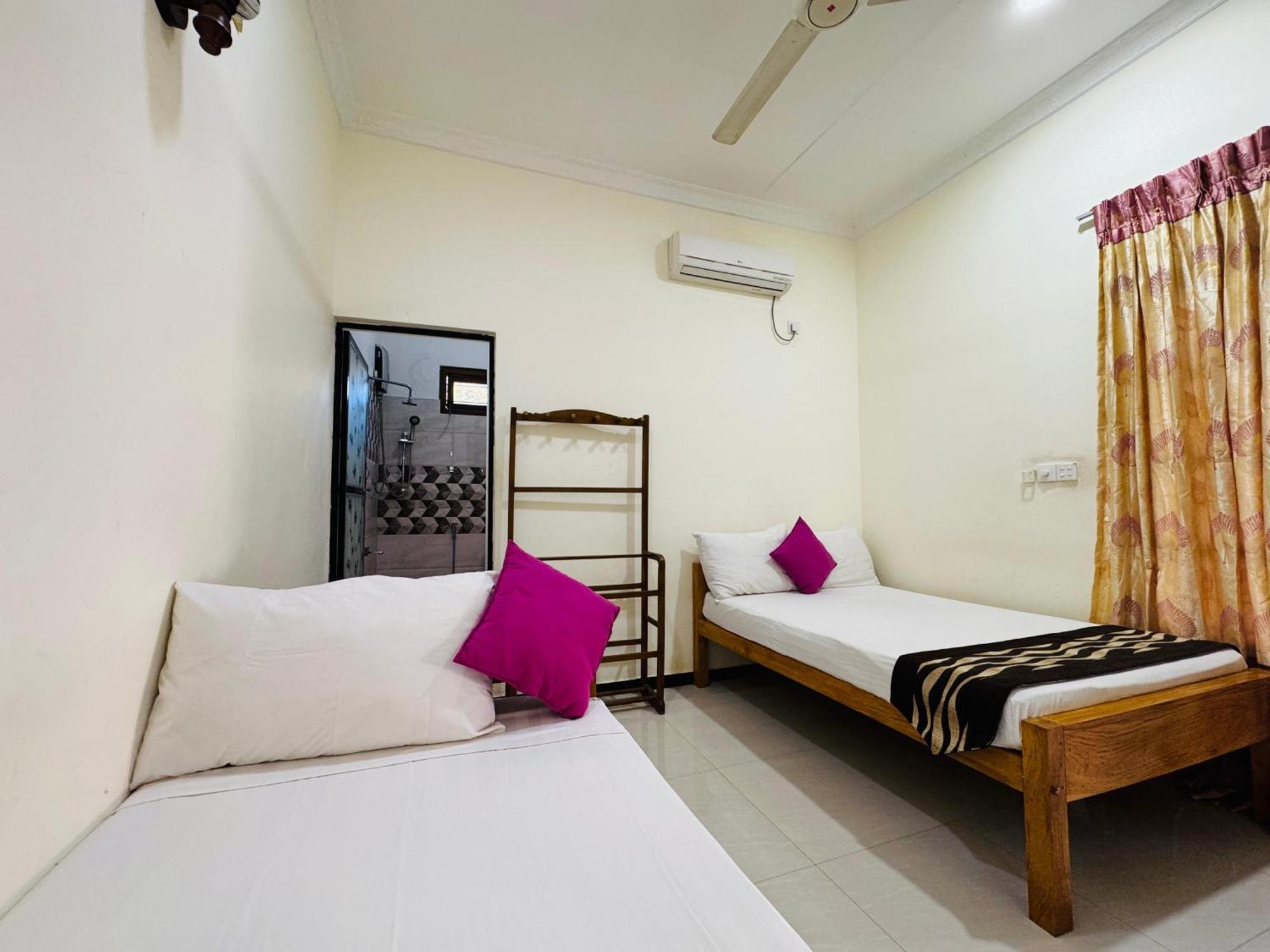 Aa Inn Trincomalee Bilik gambar