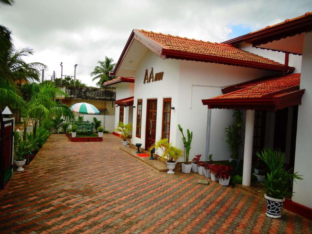 Aa Inn Trincomalee Luaran gambar