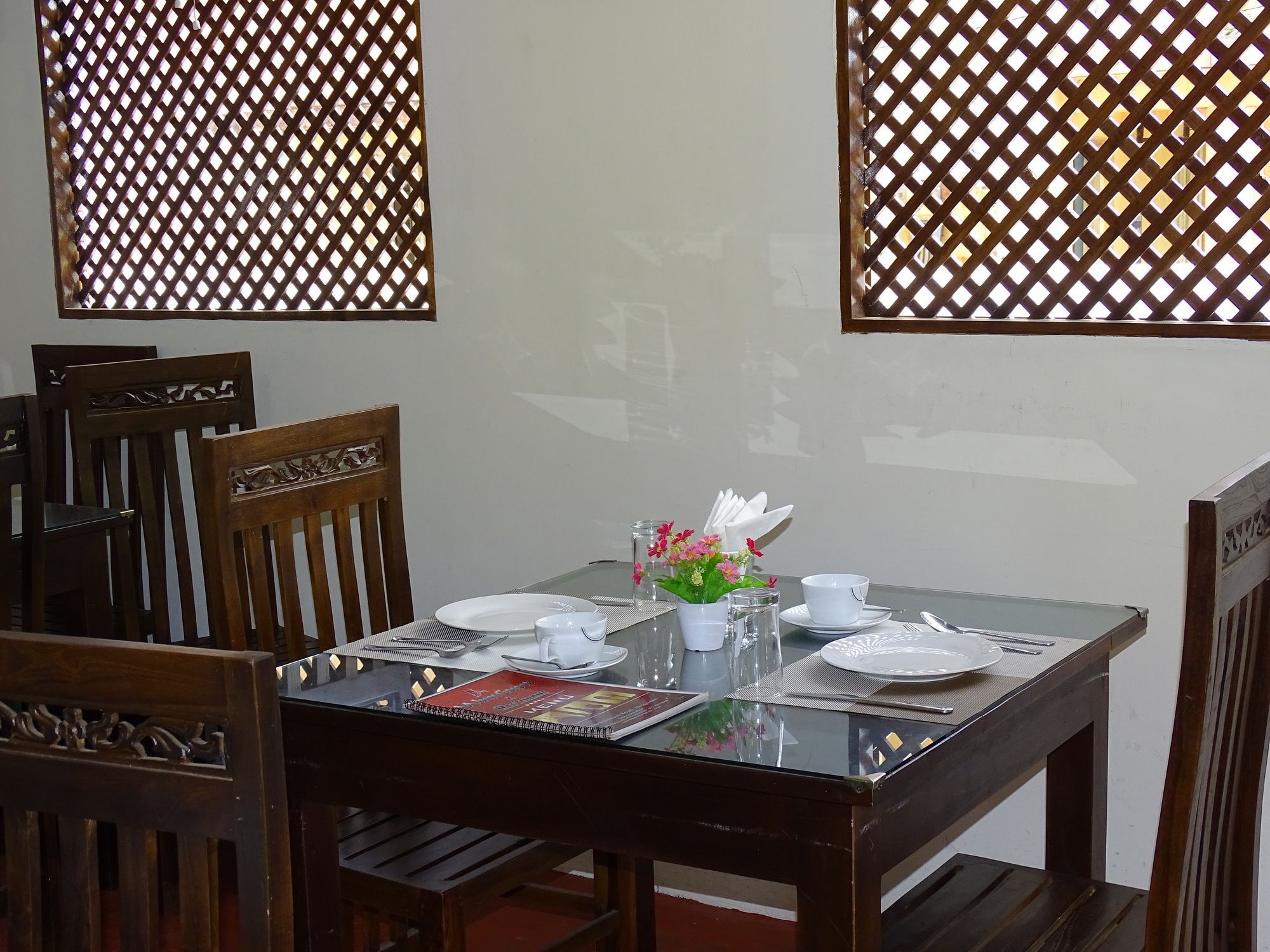 Aa Inn Trincomalee Luaran gambar